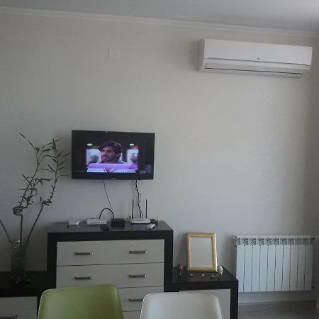 Apartament In The Centre バトゥーミ エクステリア 写真